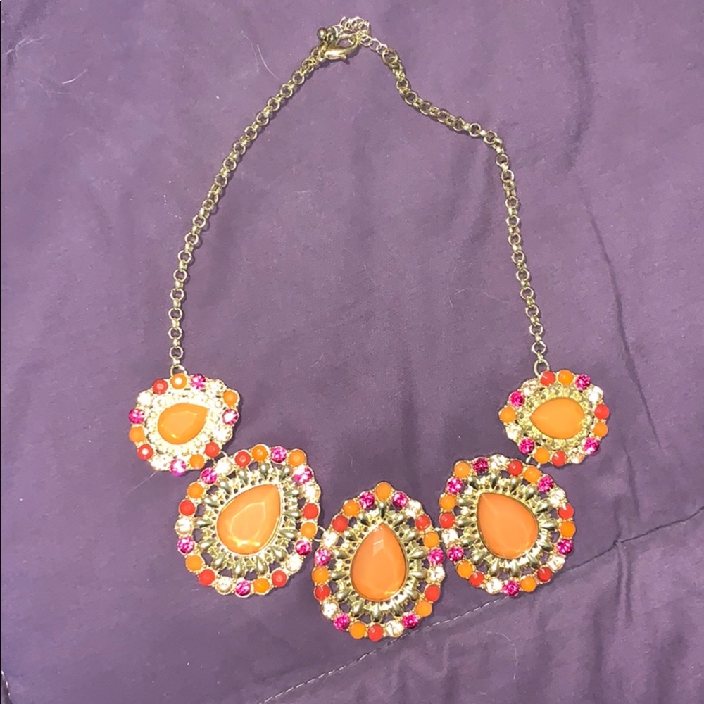Gold/coral necklace